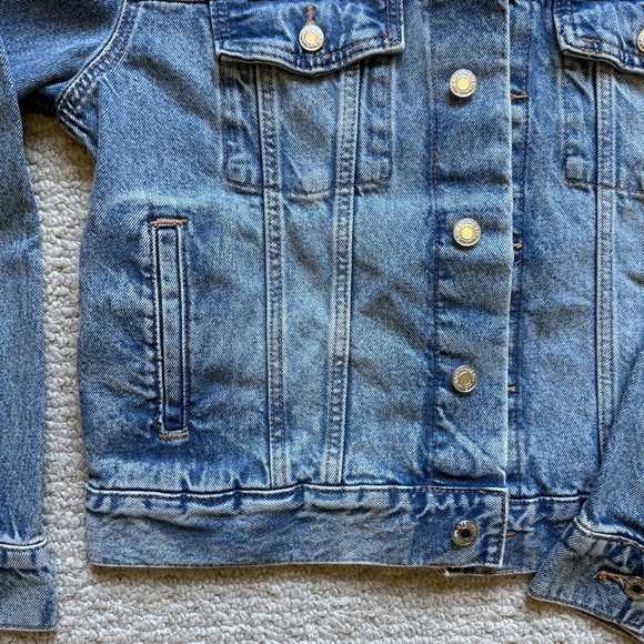 Denim button up jacket - Picture 3 of 10